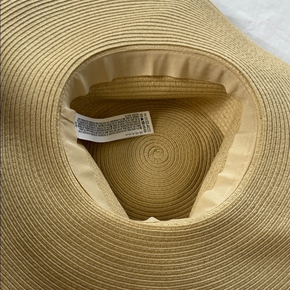 Wide Brim Straw Hat with Black Band - Picture 3 of 3